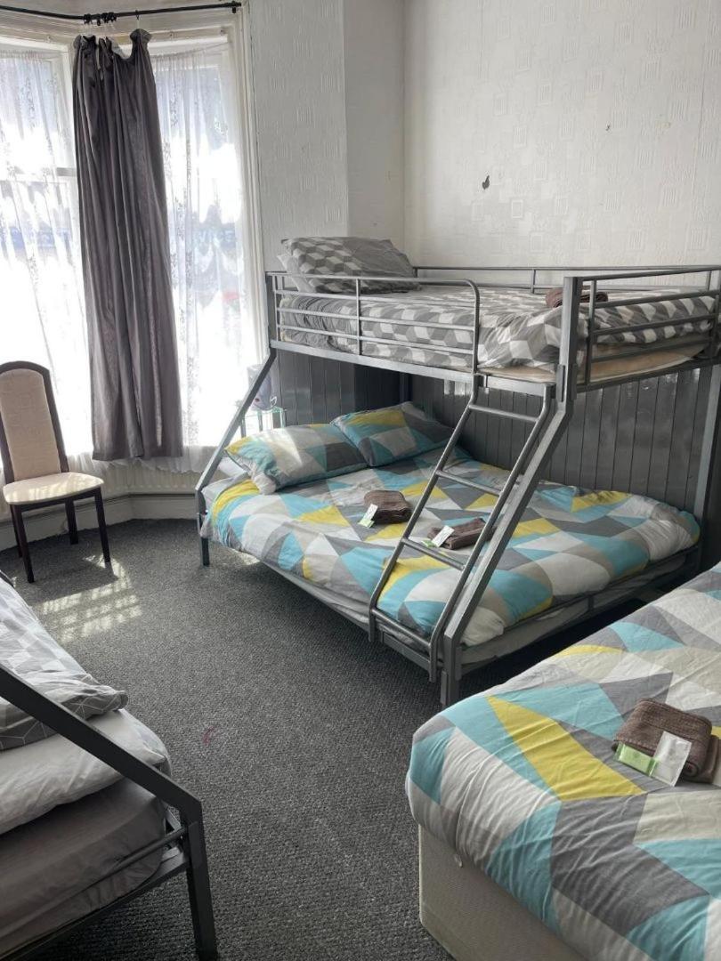 The Merlin Hotel Blackpool Ngoại thất bức ảnh