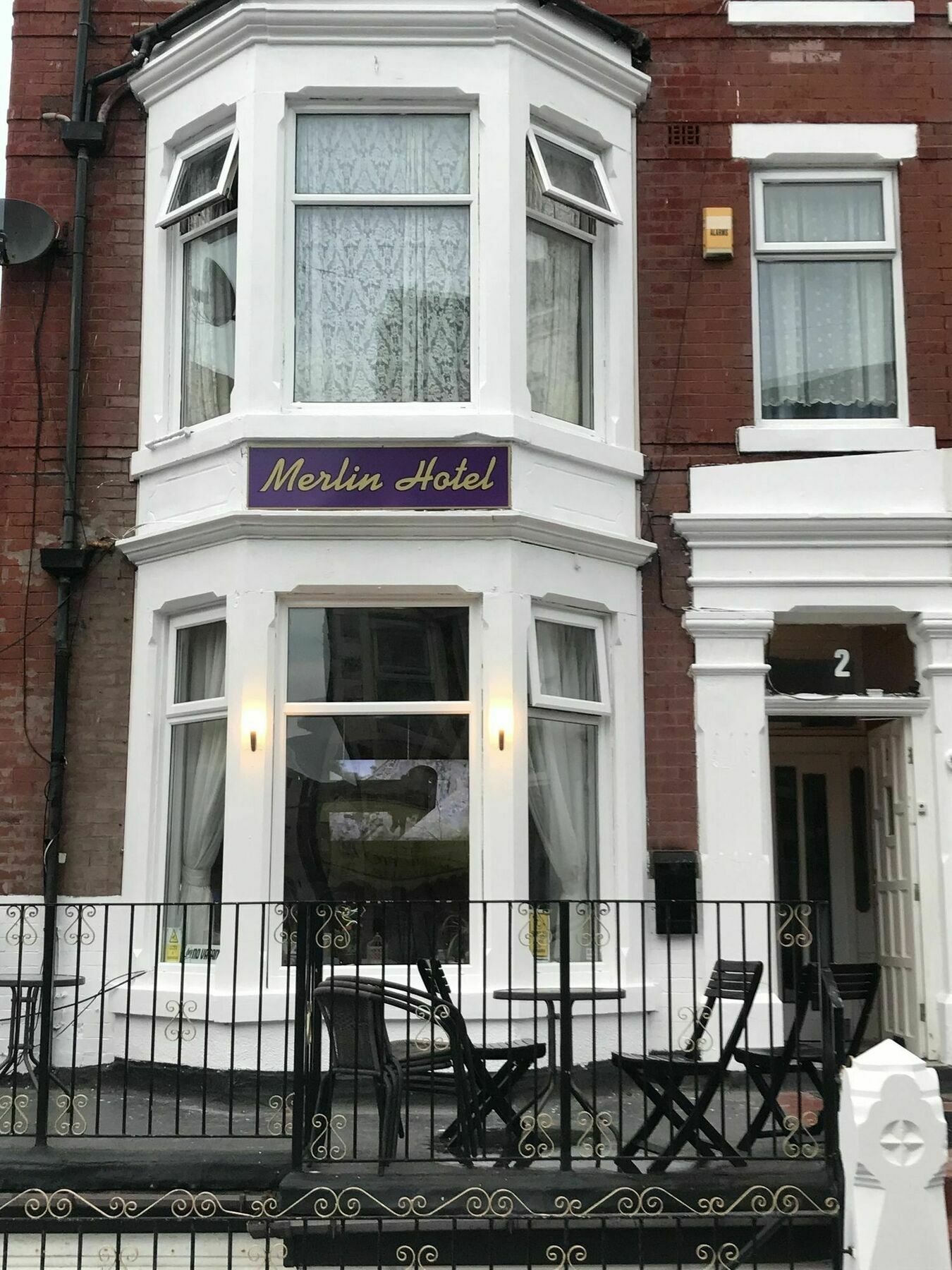 The Merlin Hotel Blackpool Ngoại thất bức ảnh